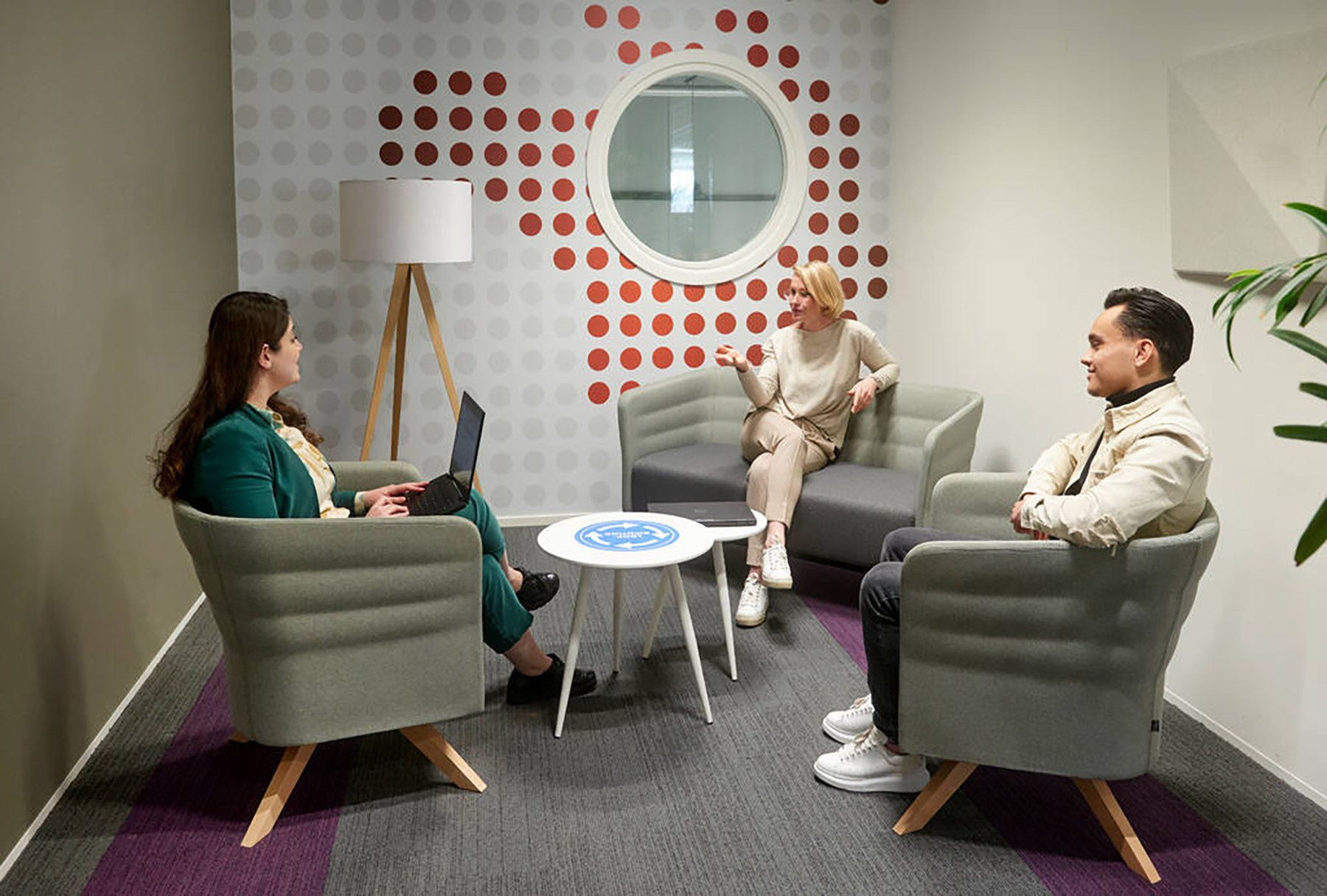 1764920392739_Adviseur